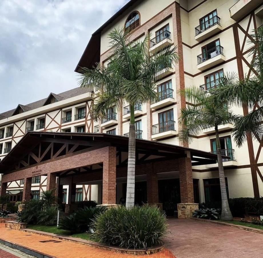 佩德拉阿祖尔Cond Vista Azul公寓式酒店 外观 照片